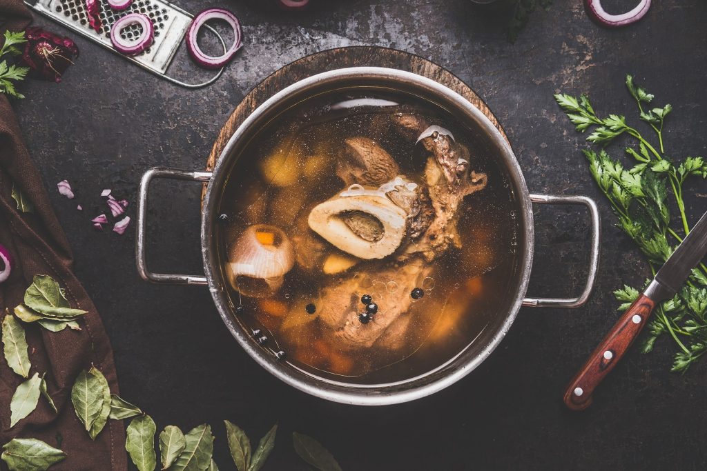 Gut zu wissen: Unterschied zwischen Fond, Brühe & Bouillon