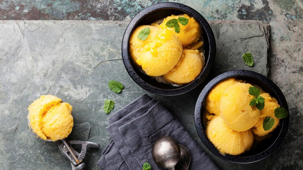Veganes Mango-Eis