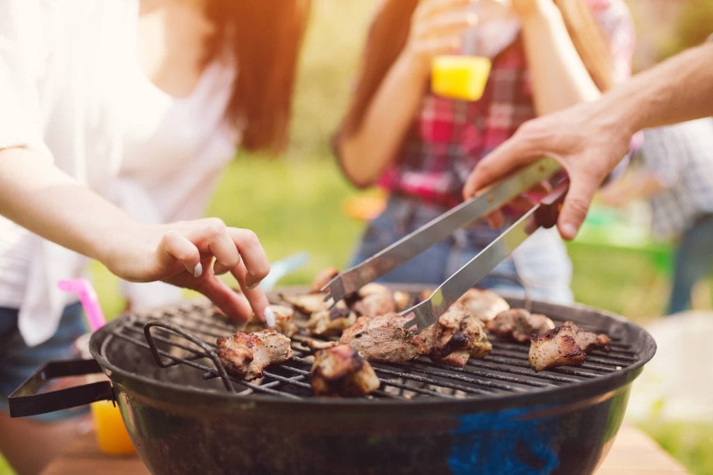 Besser nicht auf der Flamme: Diese Lebensmittel gehören nicht auf den Grill