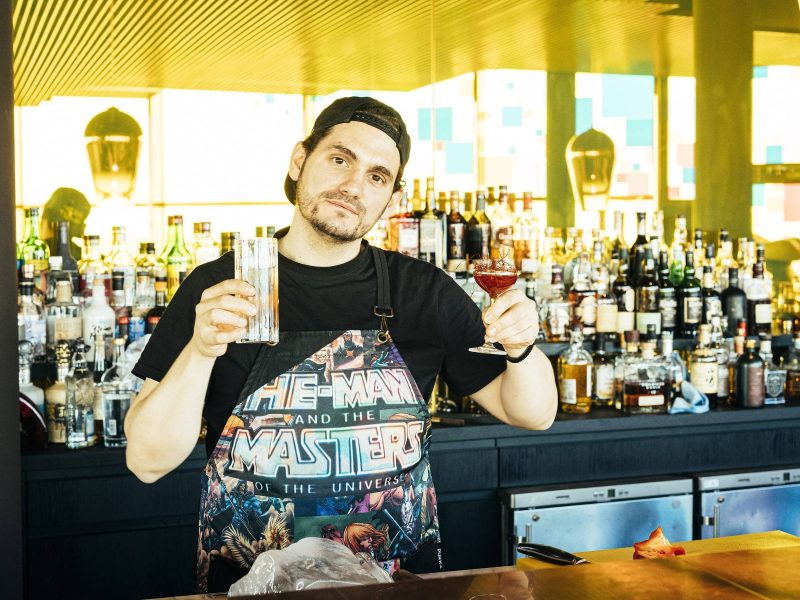 Barchef Andreas Andricopoulos im Golvet