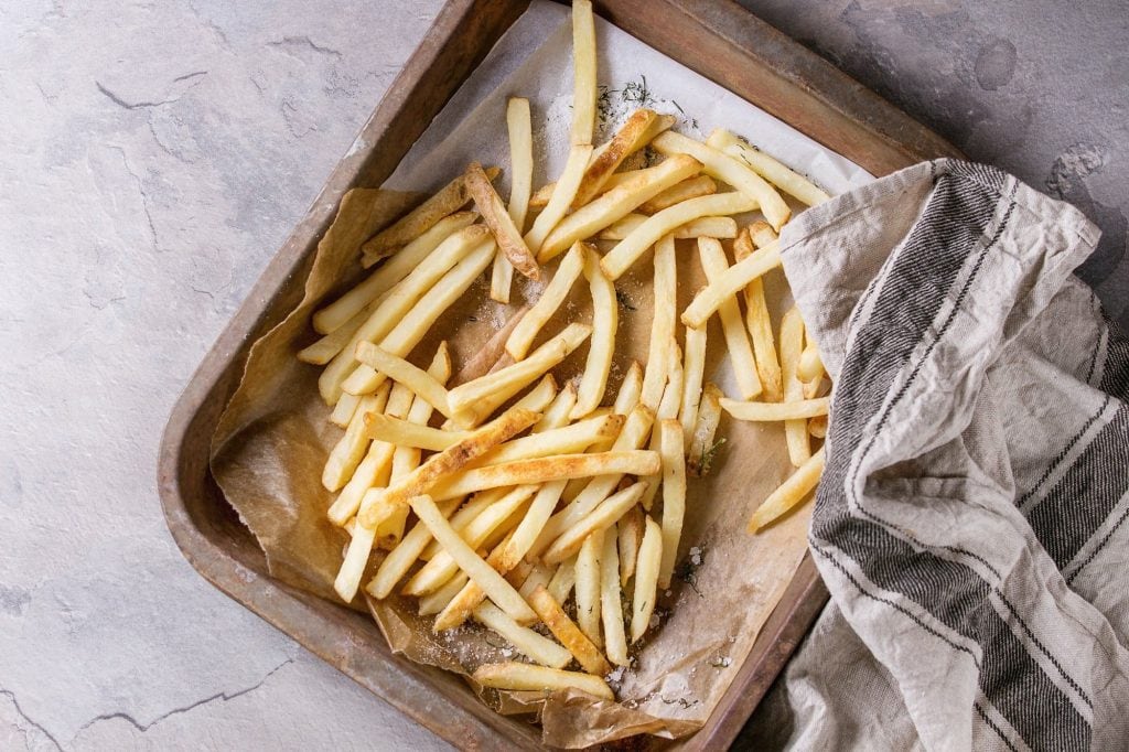 TK-Pommes im Ofen: Mit diesen Tricks werden sie extra knusprig