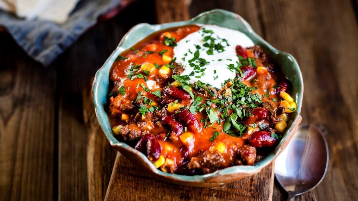 Chili con Carne: Spannend mit Koriander &amp; Kakao - EAT CLUB