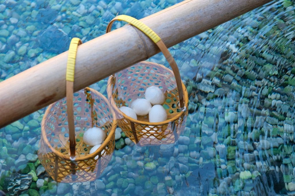 Onsen-Ei: Das Geheimnis des perfekten japanischen Eis enthüllt