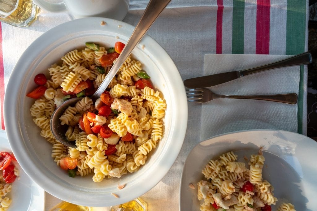 Schon gewusst? Mit diesen 8 Tricks machst du den ultimativen Nudelsalat!