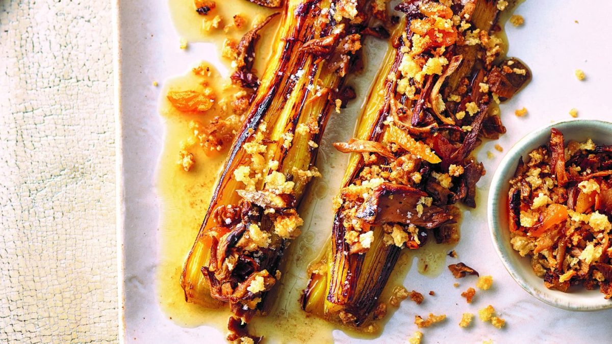 Gegriller Lauch mit Steinpilz-Aprikosen-Butter