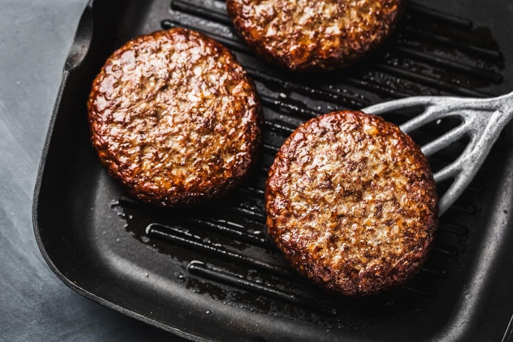 Dank unserer 5 Tipps ist Hackfleisch braten super einfach