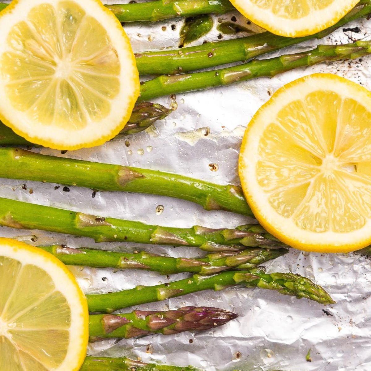 Spargel im Backofen garen: So einfach wird er besonders aromatisch