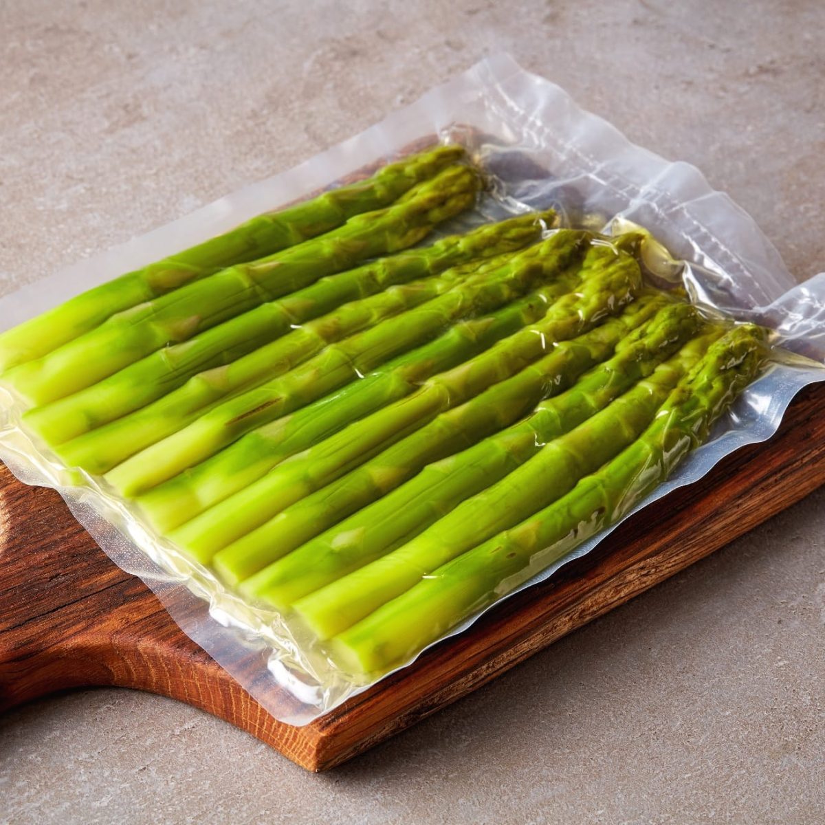 Spargel anders kochen: Spargel Sous vide garen