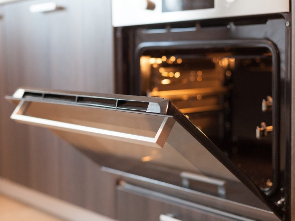 Backofen vorheizen: Wann es wirklich sinnvoll ist