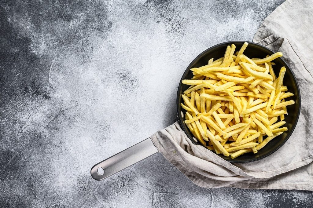 Pommes aufwärmen: Mit diesen 3 Tricks werden sie wieder knusprig