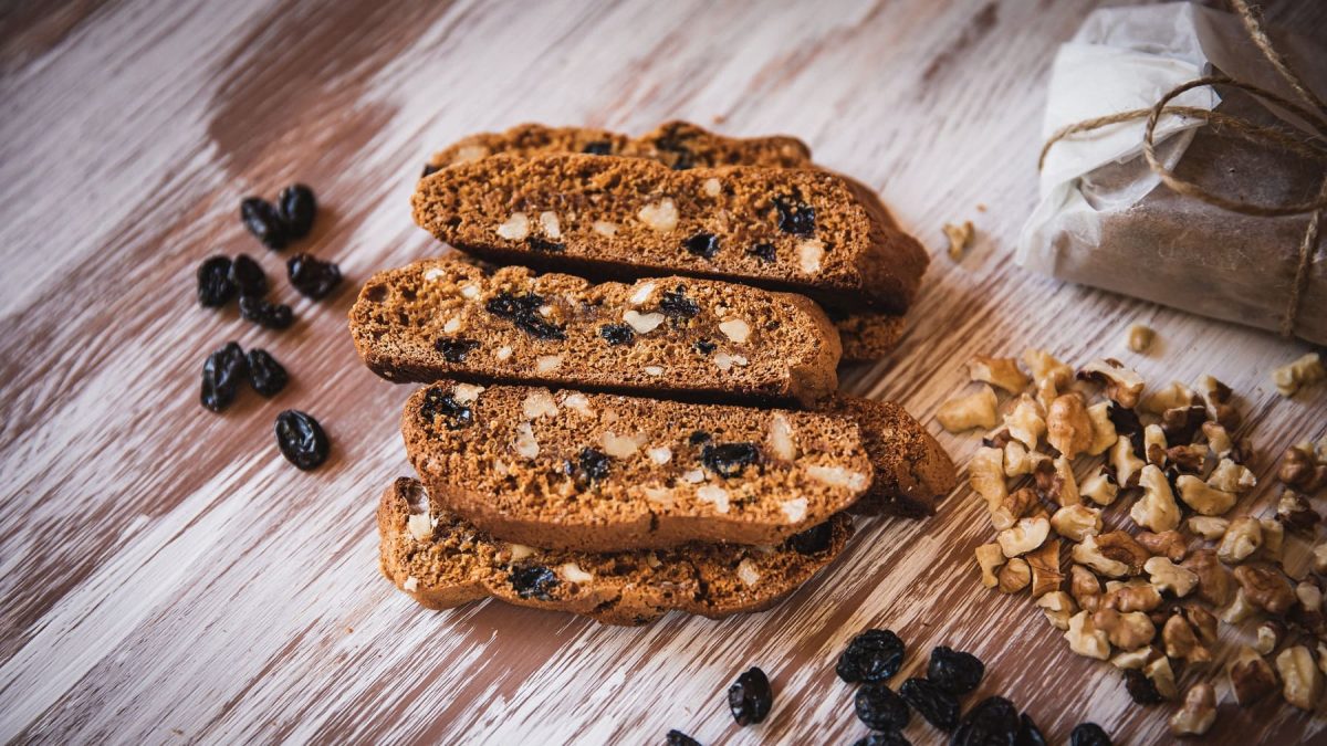 Walnuss-Biscotti mit Rosinen: Rezept für italienischen Klassiker - EAT CLUB