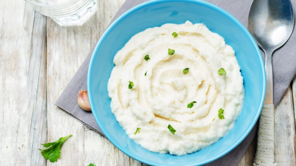 Kohlrabi-Püree: Leichte Low-Carb-Beilage - EAT CLUB