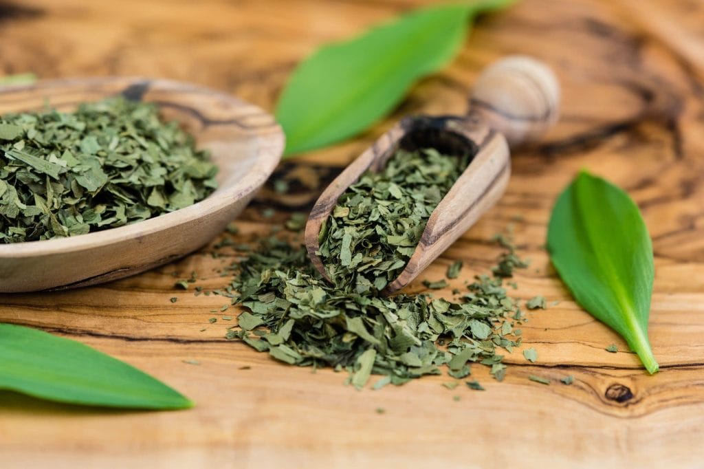 Bärlauch trocknen: Mit diesen Methoden bleibt das Aroma erhalten