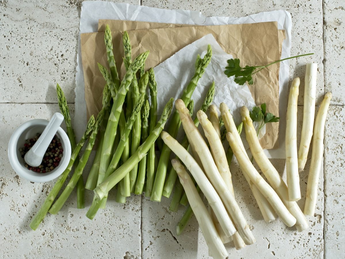 Spargel roh essen: Alles, was du wissen musst - EAT CLUB