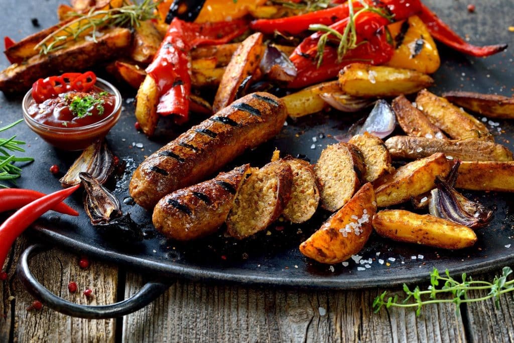 Grillen: Diese veganen Bratwürste schmecken sogar Fleischfans