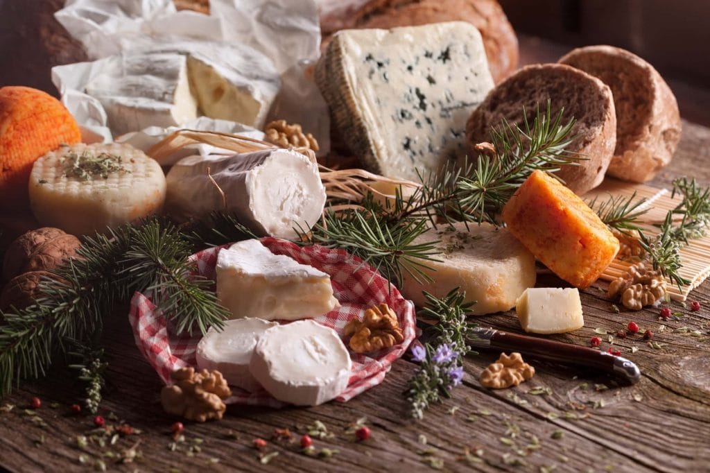 Käseplatte anrichten: Die besten Ideen – auch für Weihnachten