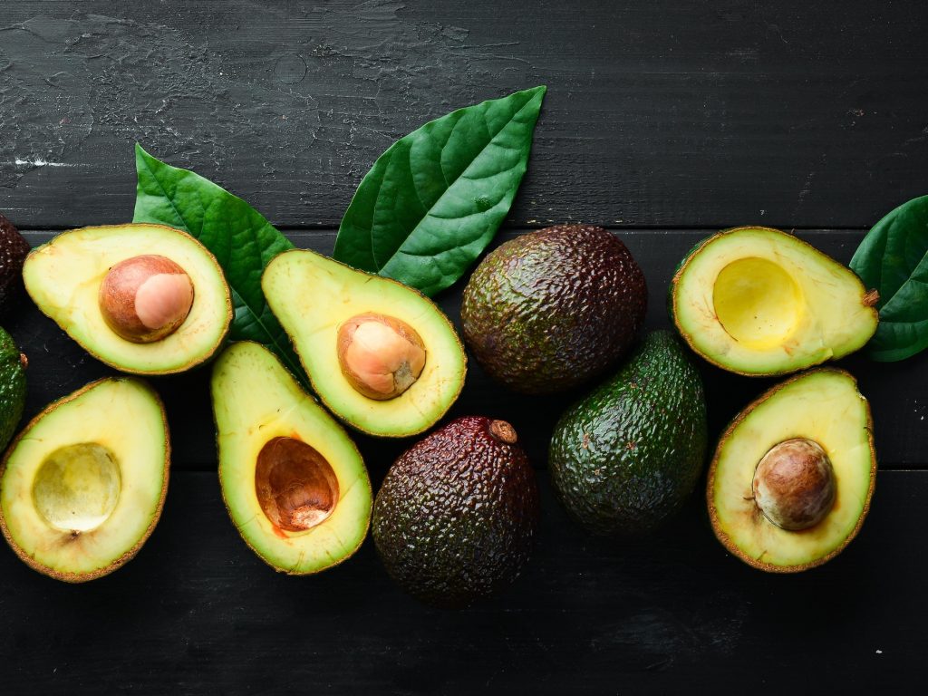 Avocado schneiden: So geht es richtig