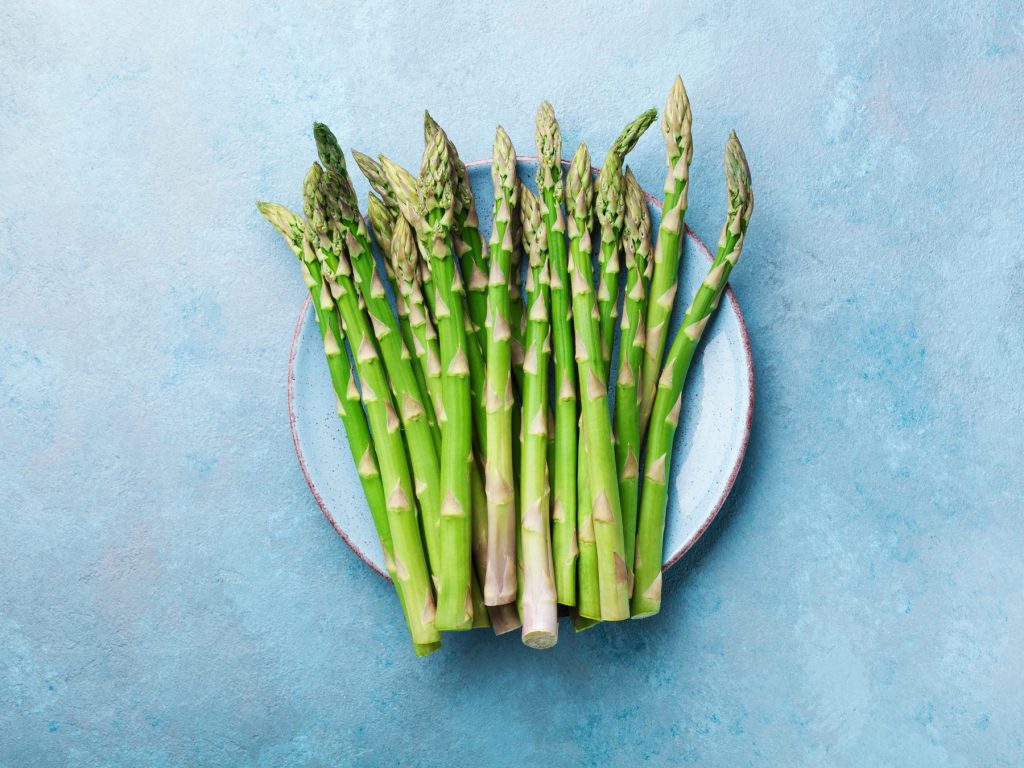 Grüner Spargel schälen: Soll man’s wirklich machen oder lässt es besser sein?