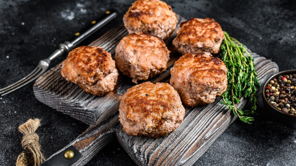 Perfekte Partner: Die besten Saucen zu Frikadellen