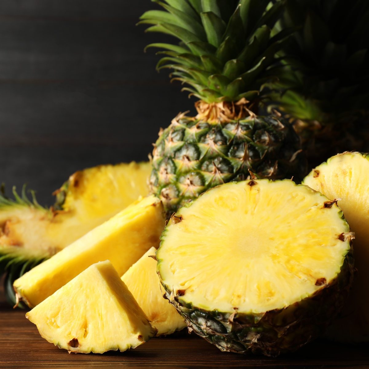Ananas schneiden wie ein Profi – mit dieser einfachen Anleitung klappt’s garantiert