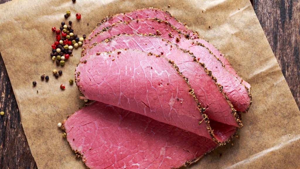 Was ist Pastrami? Die wichtigsten Fakten über die Fleischspezialität
