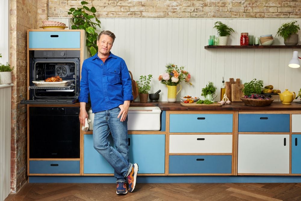 “Wir haben das Kochen verlernt” – Jamie Oliver über KI & die neue Esskultur